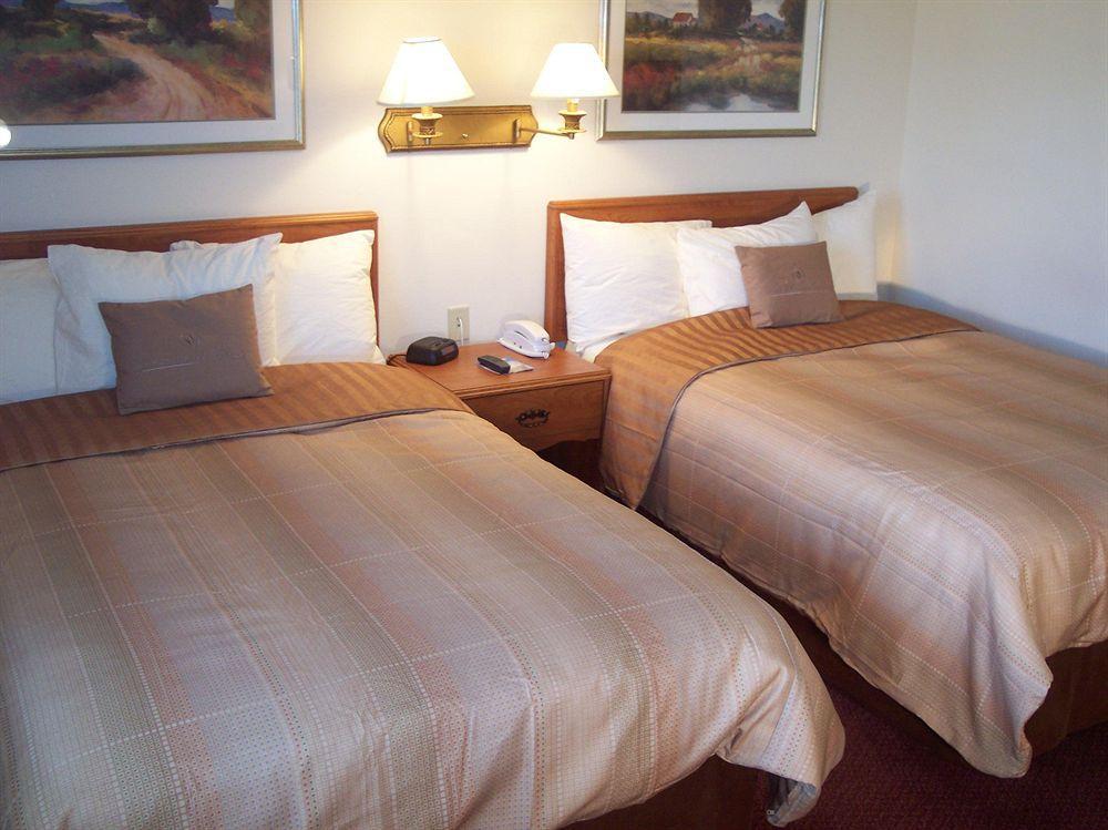 Candlewood Suites Syracuse-Airport By Ihg North Syracuse Room photo