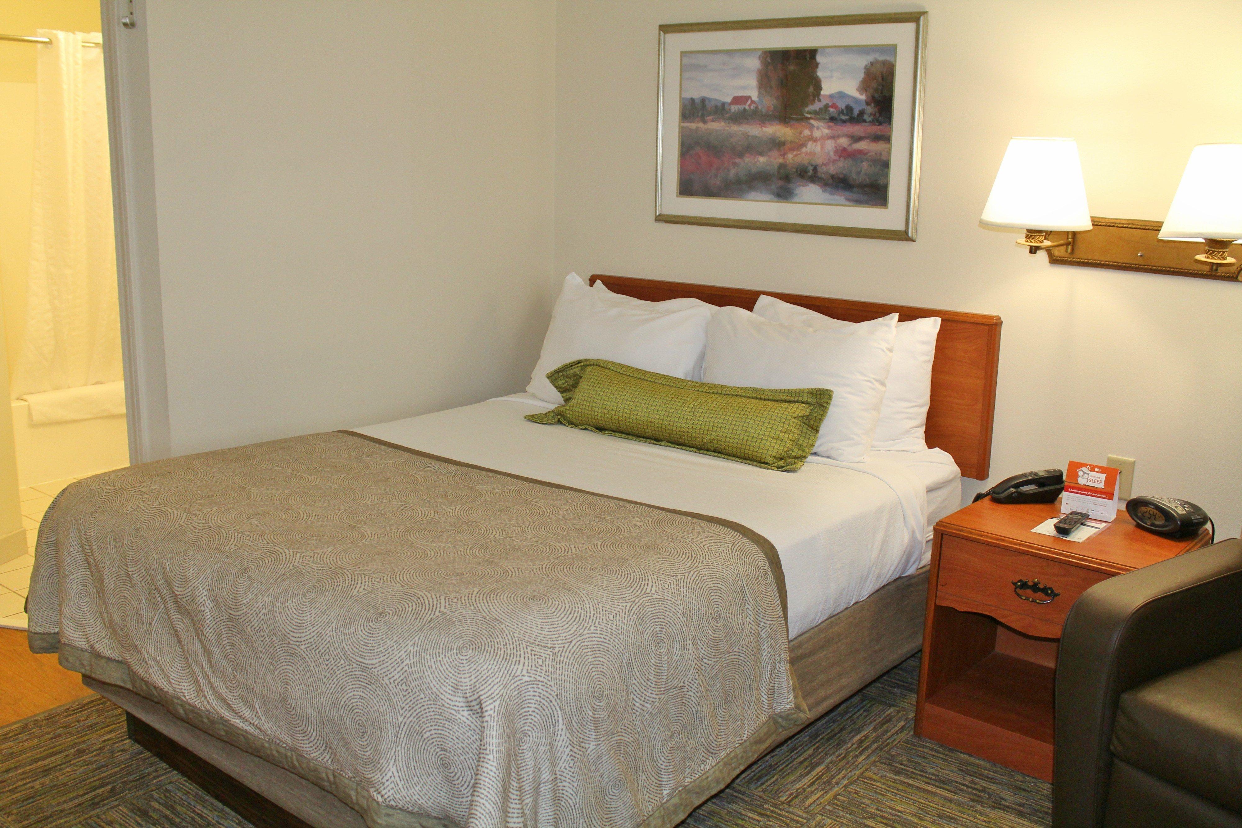 Candlewood Suites Syracuse-Airport By Ihg North Syracuse Exterior photo