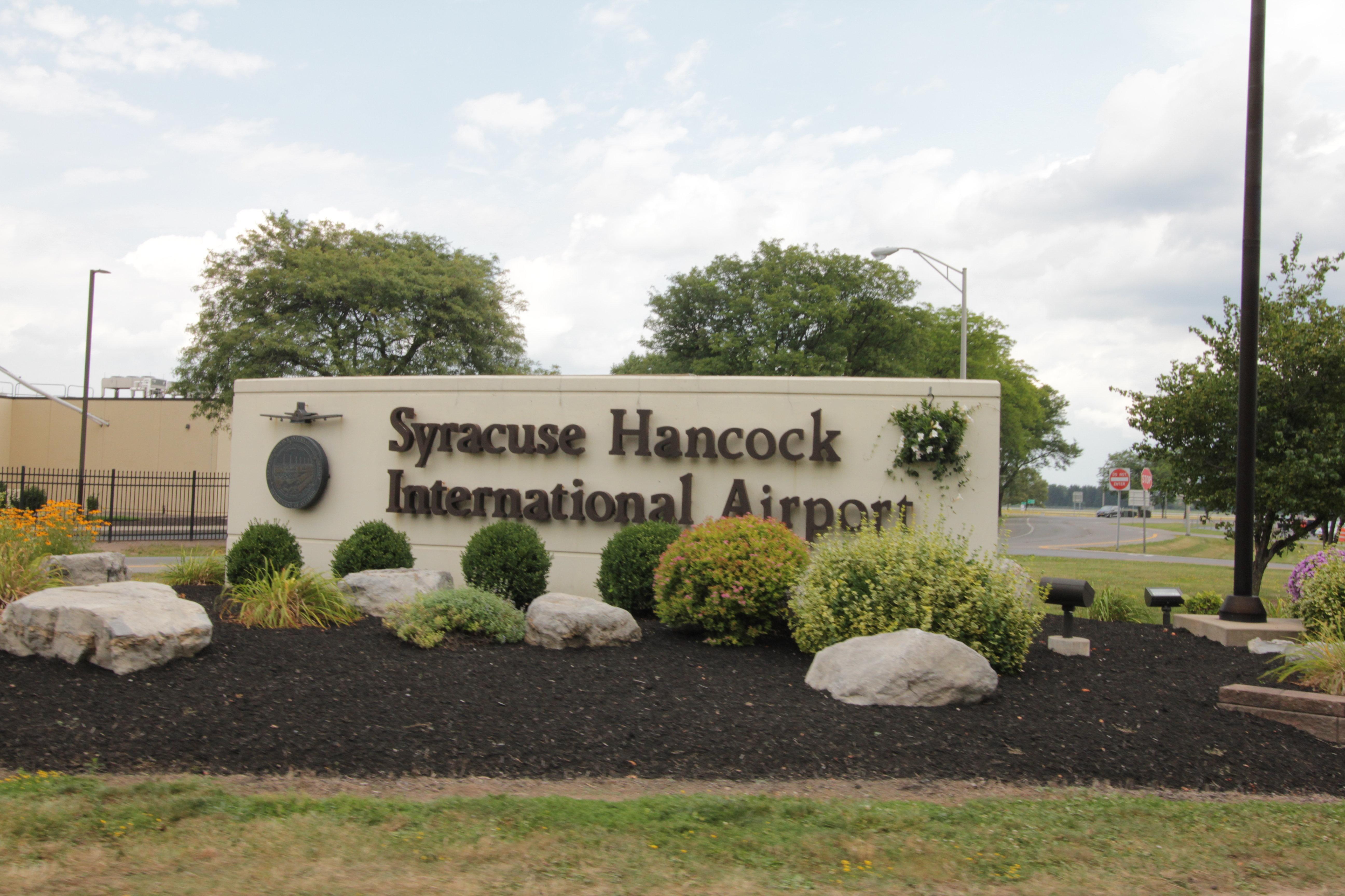 Candlewood Suites Syracuse-Airport By Ihg North Syracuse Exterior photo